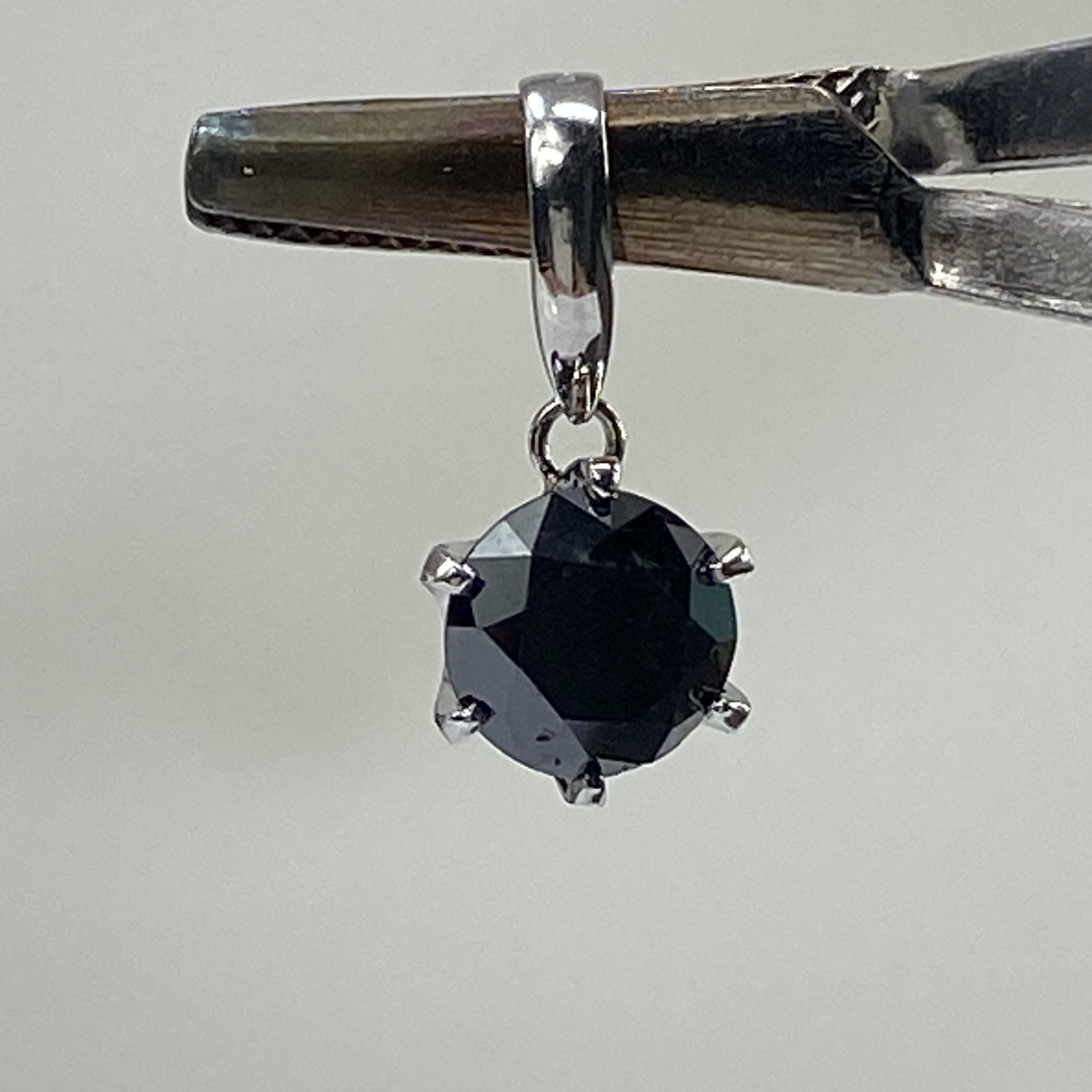 pt900 プラチナ ペンダント ブラックダイヤモンド 0.9ct