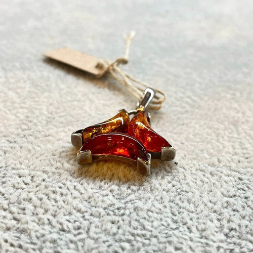 ペンダントトップ ネックレストップ シルバー925 琥珀 アンバー