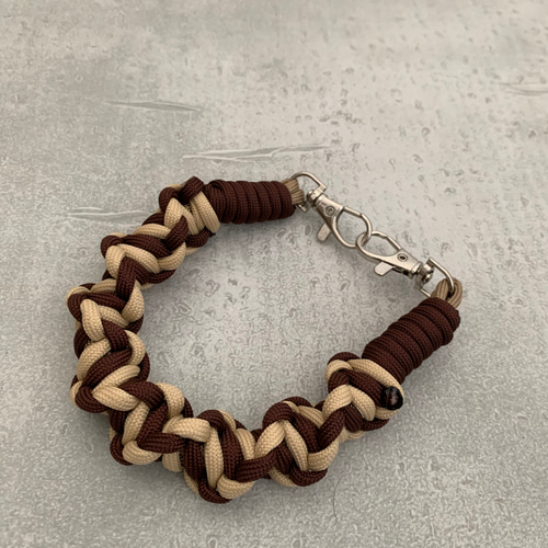 色が選べる♪ しましまがかわいい⭐︎ ハンドストラップ パラコード