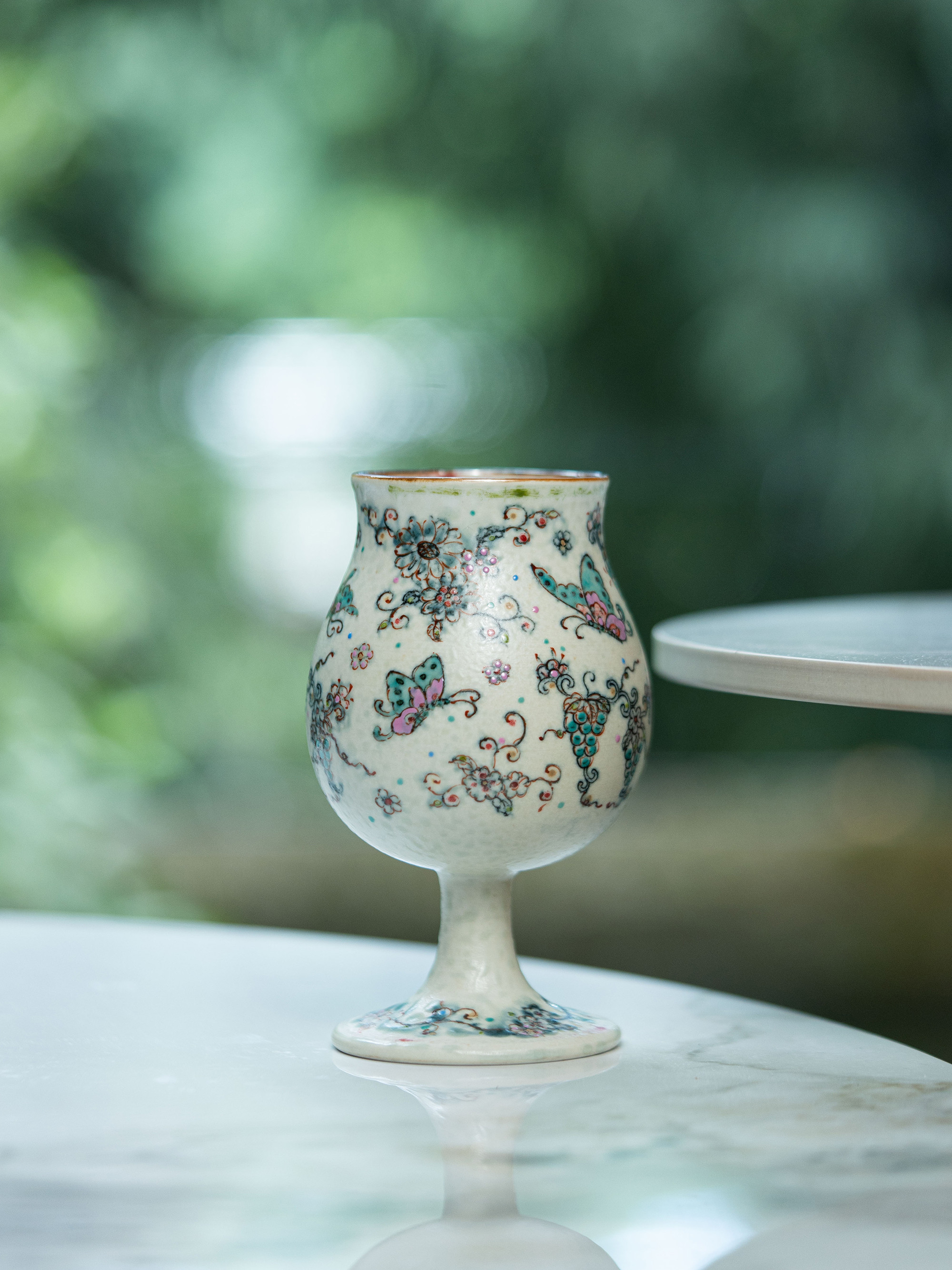 詩瓷集｜浪漫手描き 釉上彩「蝶恋花」シリーズ 優雅な高脚ワイングラス／ジュースカップ 景徳鎮製 約270ml