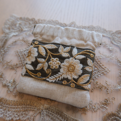 バネ口ポーチ｜インド刺繍リボンの小物入れ ポーチ Mirra 通販