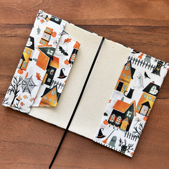 【文庫】おばけの館ブックカバー　布　ハロウィン　ジャックオランタン　かぼちゃ　ネコ 3枚目の画像