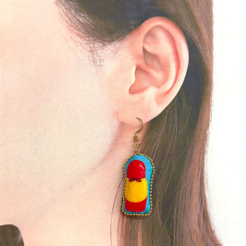 こけしとマトリョーシカのピアス / イヤリング 秋 オータム 個性派