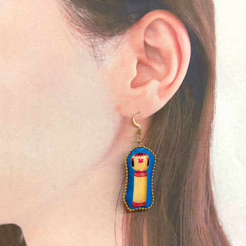 こけしとマトリョーシカのピアス / イヤリング 秋 オータム 個性派