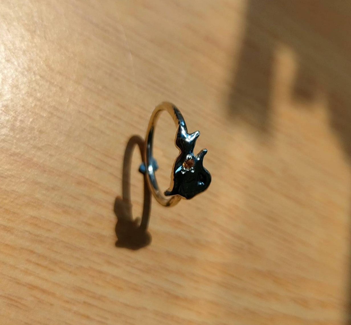 ネコ　ペリドット　シルバーリング