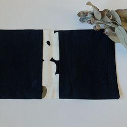 オトナかわいいサニタリーケース　北欧　フラワー　花　モノトーン 3枚目の画像