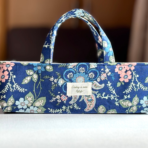 新作⭐︎リバティ生地使用⭐︎布バスケット⭐︎机の上の小物をまとめ