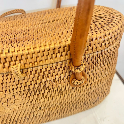 バリ　手作りカゴバッグ アタバッグ 籠バッグ バリ島 工芸品 ハンドメイド 手作り