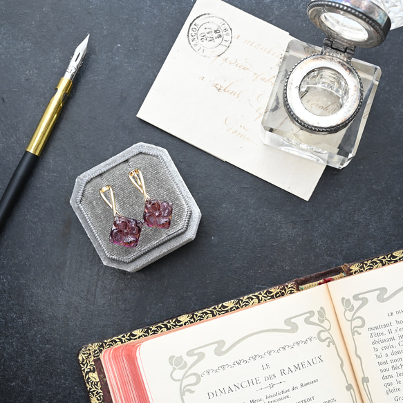 ２個セット｜ヴィンテージガラスのイヤーカフ［スクエアフラワー・パープル］ゴールド／シルバー 6枚目の画像