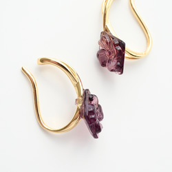 ２個セット｜ヴィンテージガラスのイヤーカフ［スクエアフラワー・パープル］ゴールド／シルバー 14枚目の画像