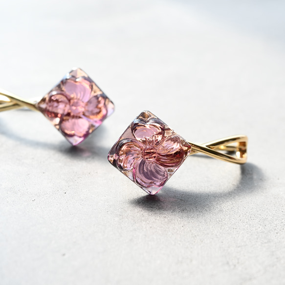 ２個セット｜ヴィンテージガラスのイヤーカフ［スクエアフラワー・パープル］ゴールド／シルバー 7枚目の画像