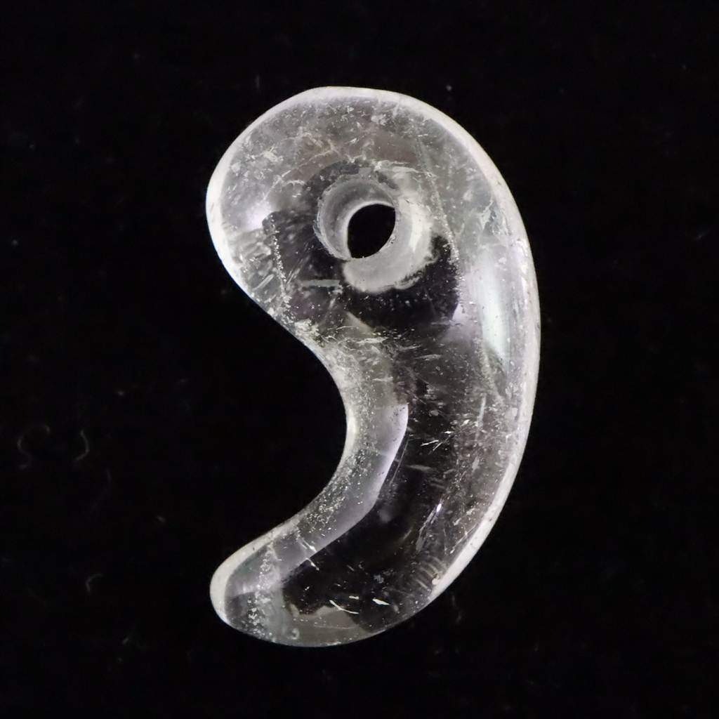 チベット カイラス産 ヒマラヤ 水晶 勾玉 4.56g #27210