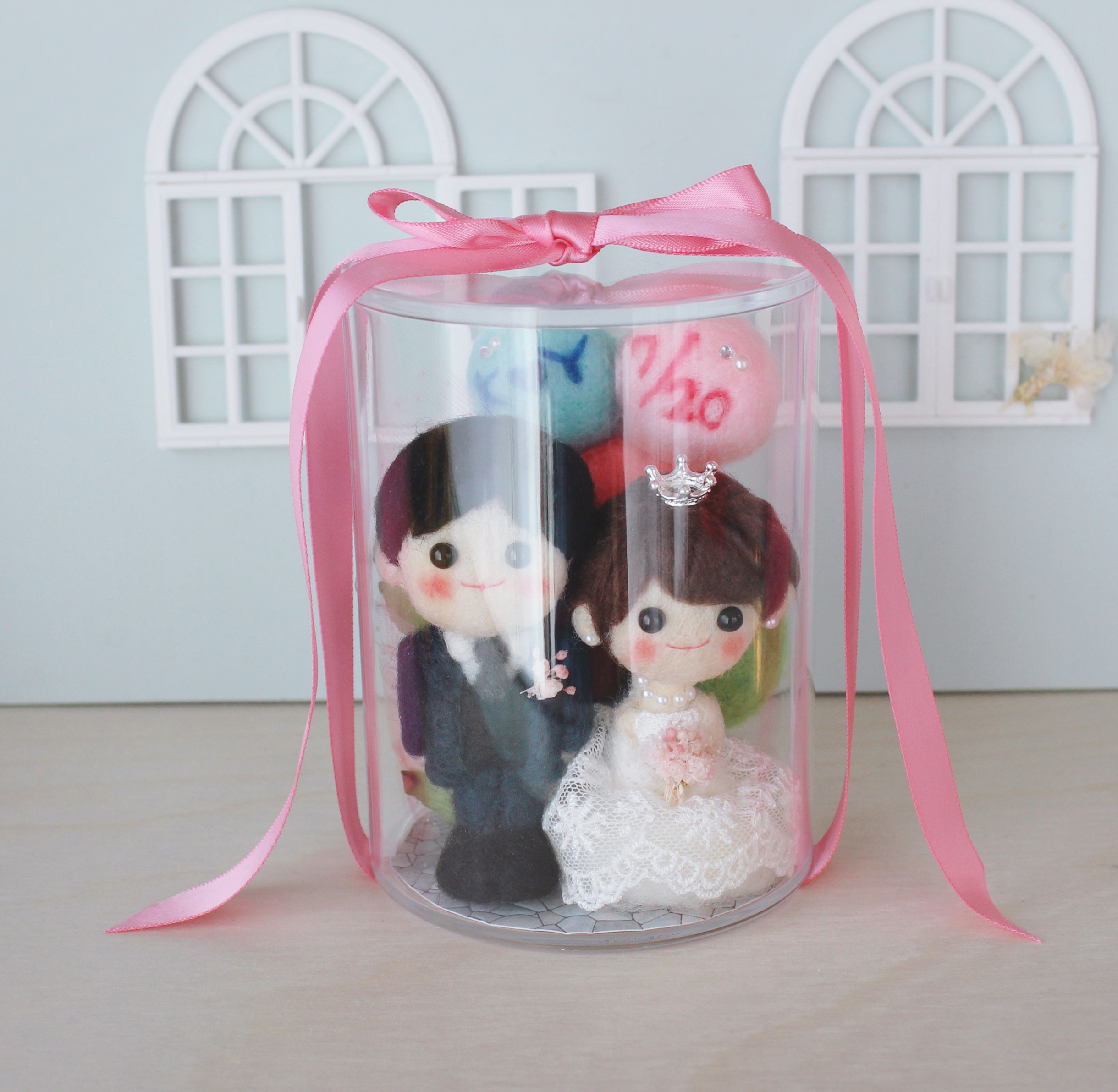 受注製作　プレゼントにおすすめケース入り幸せを運ぶウェディングフェルトドール　wedding doll 結婚式　結婚祝い