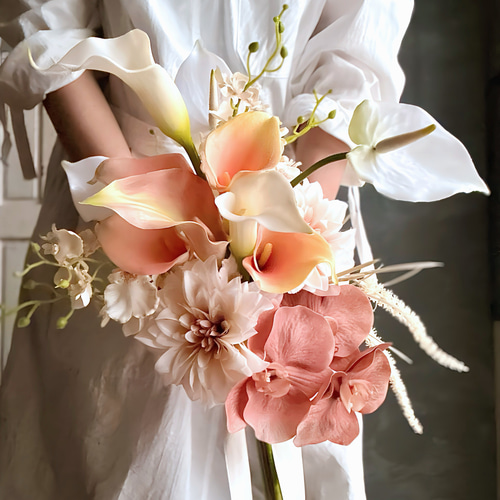 apricot & terracotta カラー 胡蝶蘭 アンスリウム 上品アーティ