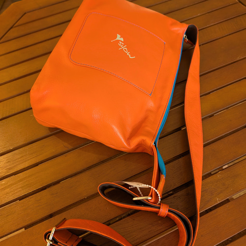 SHOW軽井沢オリジナル□牛革ショルダーバッグ□幅広ベルト□送料無料