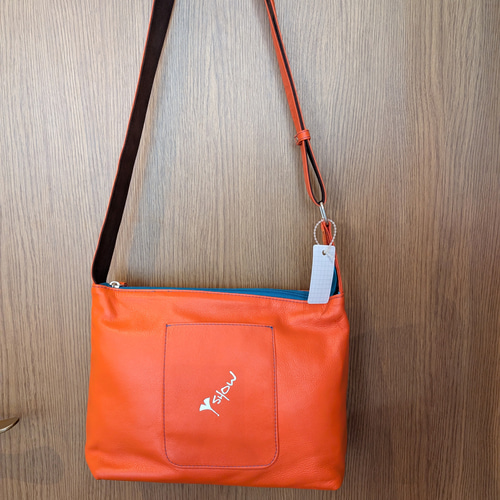 SHOW軽井沢オリジナル□牛革ショルダーバッグ□幅広ベルト□送料無料