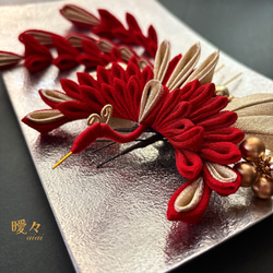 つまみ細工髪飾り　成人式　卒業式　和装　ワインレッド　着物　袴　晴れ着　振袖 つまみ細工髪飾り ワインレッド 和装 着物 振袖 袴 色打掛 成人式 卒業