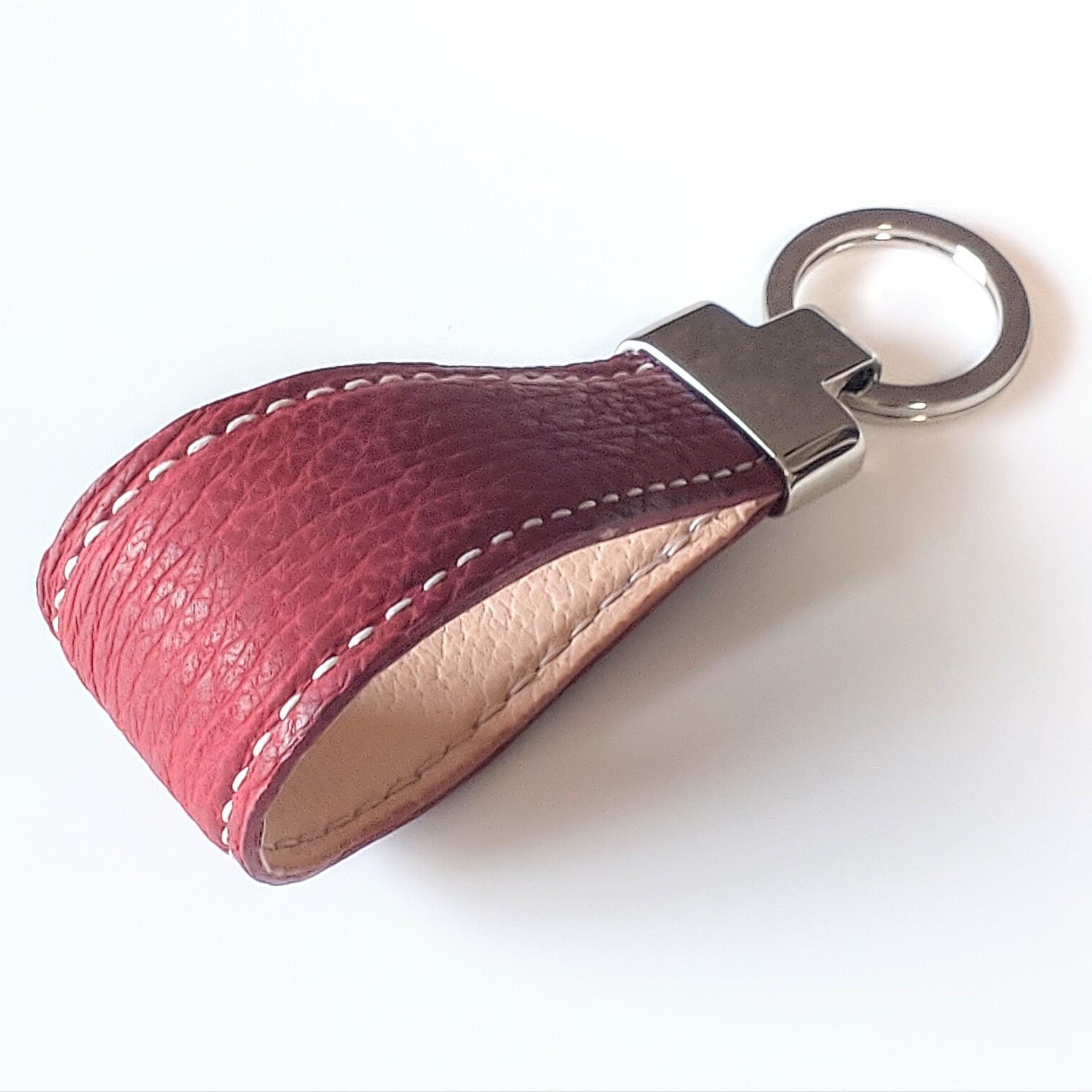 【バッグのアクセサリーにも】サメ革キーホルダー