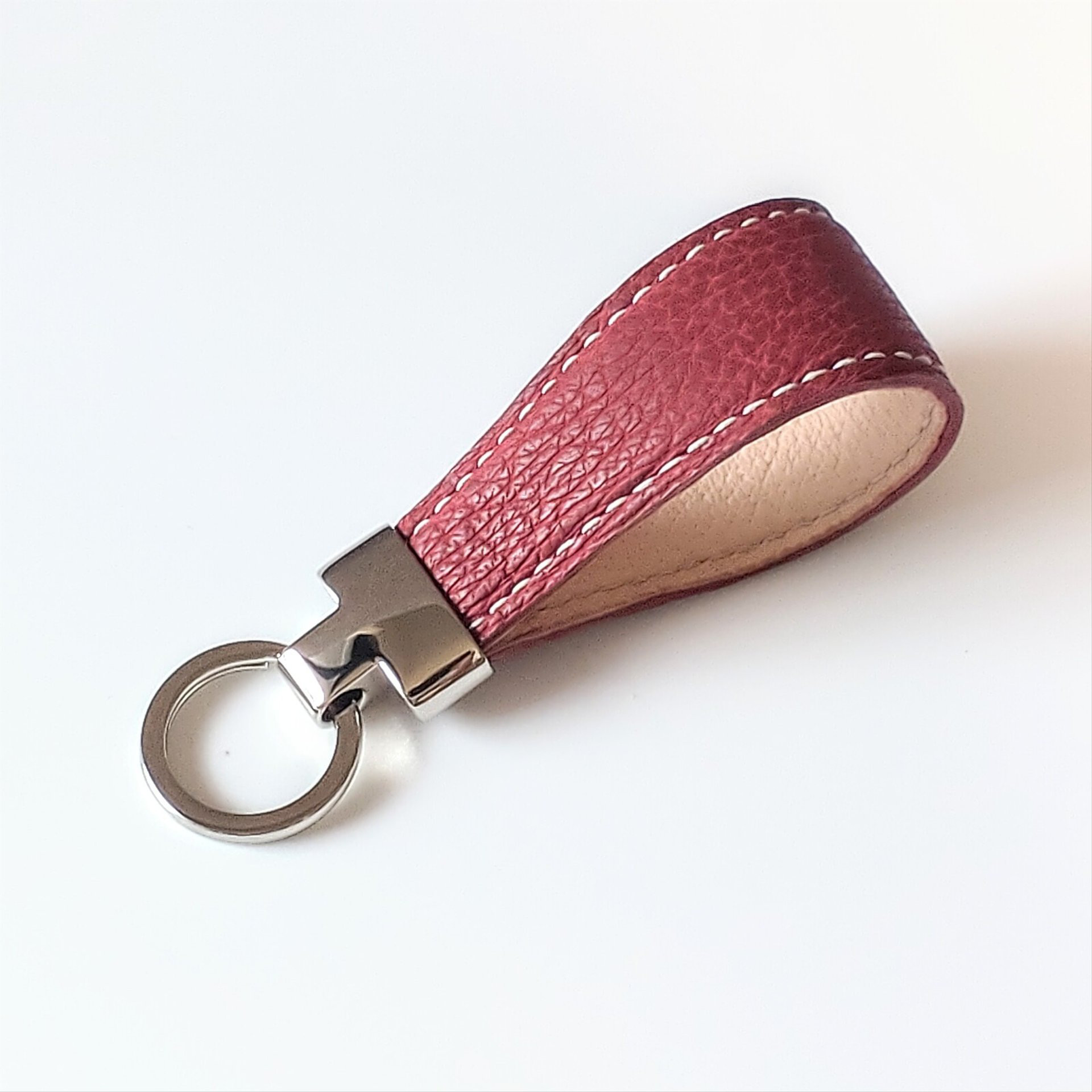 【バッグのアクセサリーにも】サメ革キーホルダー