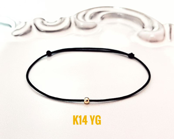 大好評★K14YG/14金★赤い糸幸せ良いご縁に恵まれるお守り重ね付けにもゴールドボールミサンガブレスレットアンクレット 1枚目の画像