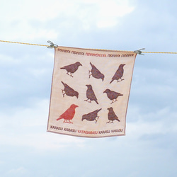 ToriTori大阪泉州製４重ガーゼハンカチ　カラス　サイズ34ｃｍ角　綿100％　大阪泉州製 1枚目の画像