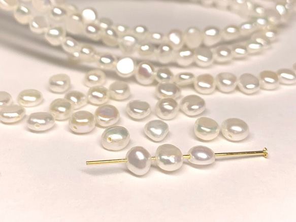 【淡水パール】バロック　4~5mm　10粒　 ハンドメイド素材 2枚目の画像