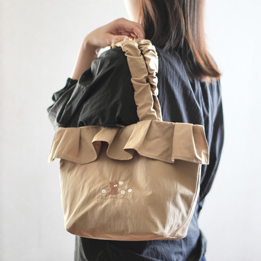 オリジナル刺繍を楽しむ、秋の新作トートバッグ