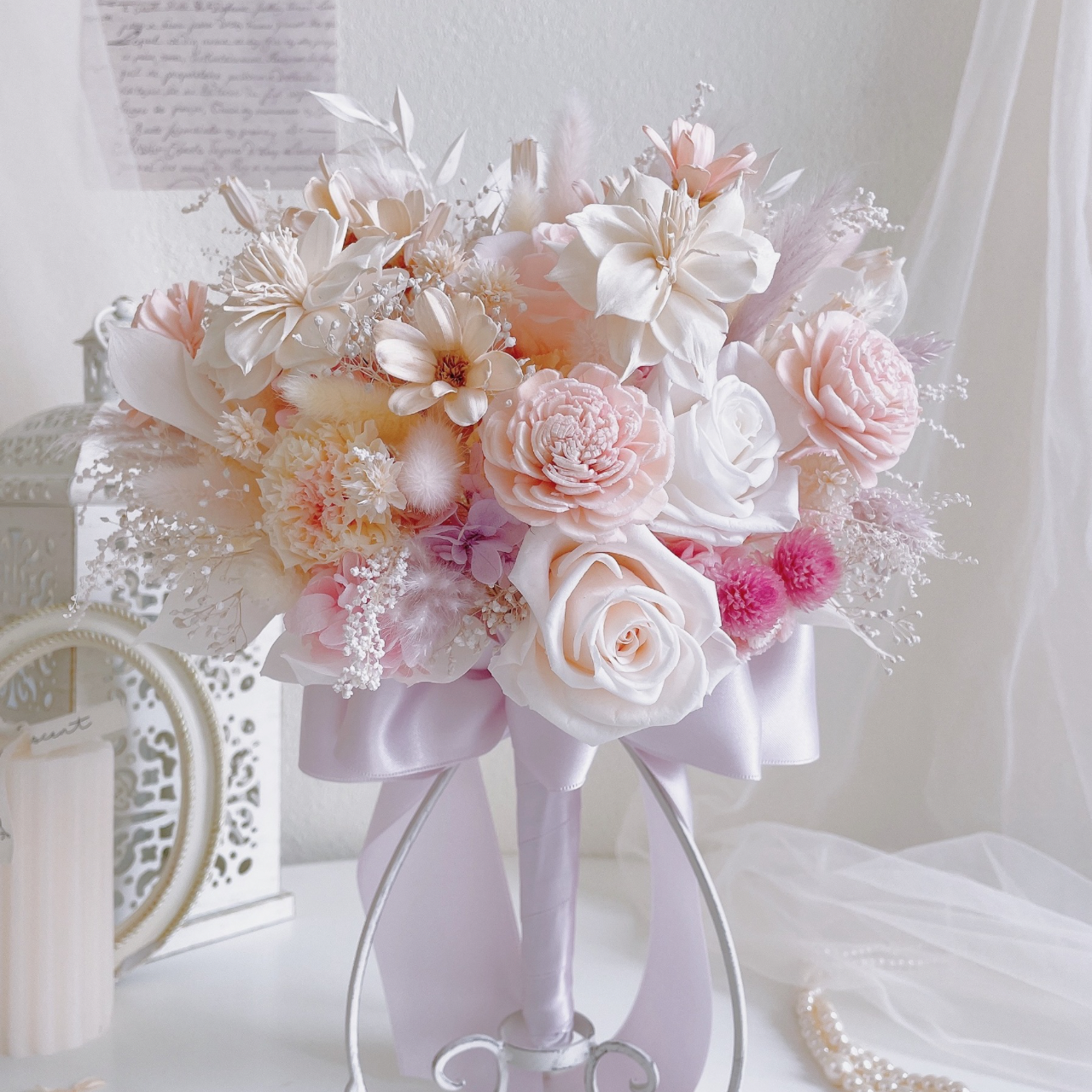 大人可愛い花嫁様に贈る、優しいピンクのフェアリーブーケ