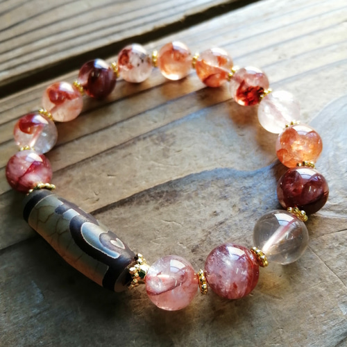 ◇ヒマラヤマニカラン水晶＆宝瓶天珠のブレスレット 11000円（送料無料