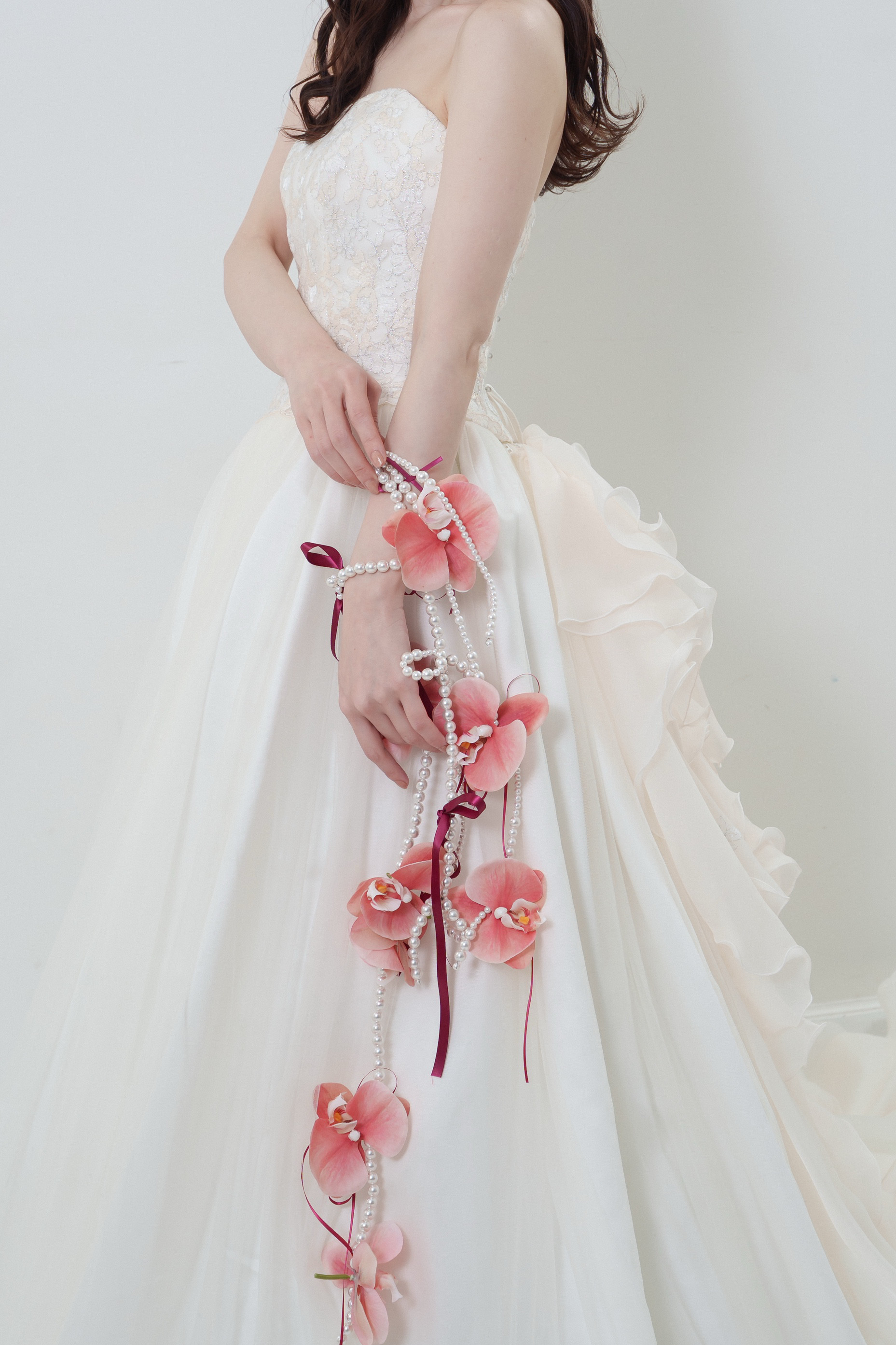 【完成品】ピンク胡蝶蘭のパールブーケ