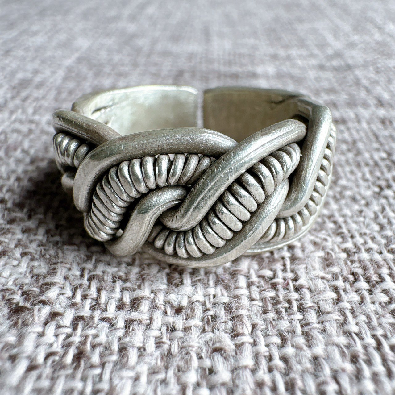 カレンシルバーリング