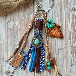 パラコードタッセル レザー バッグチャーム アメリカン バッグチャーム