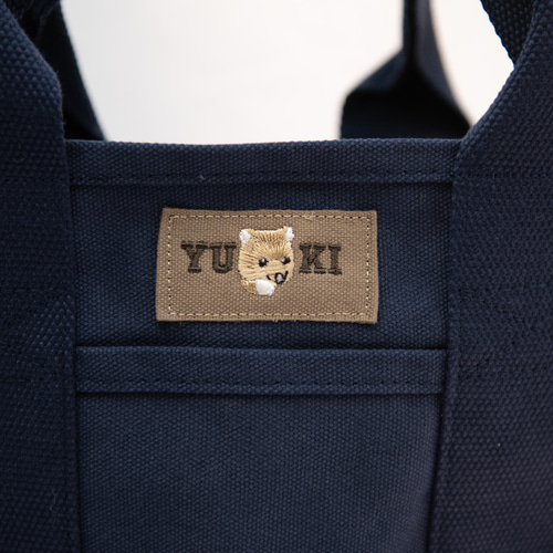 3つの仕切りと3つのポケットで大容量【ユキちゃん】ウォンバット刺繍