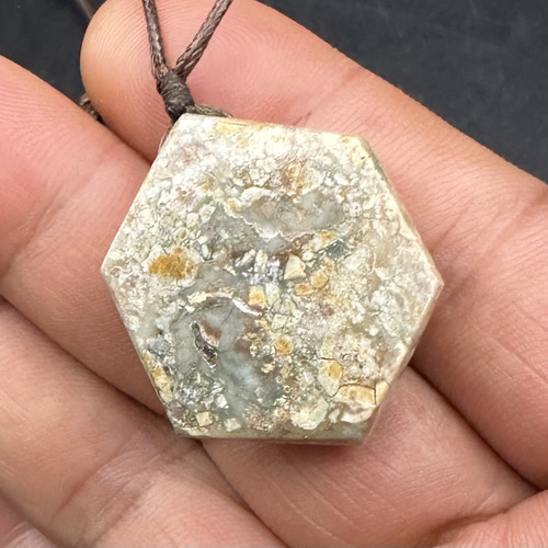 2025.8.26花珊瑚石六界　新潟阿賀野産珊瑚石 2025.8.26花珊瑚石六界 新潟阿賀野産珊瑚石 ネックレス・ペンダント