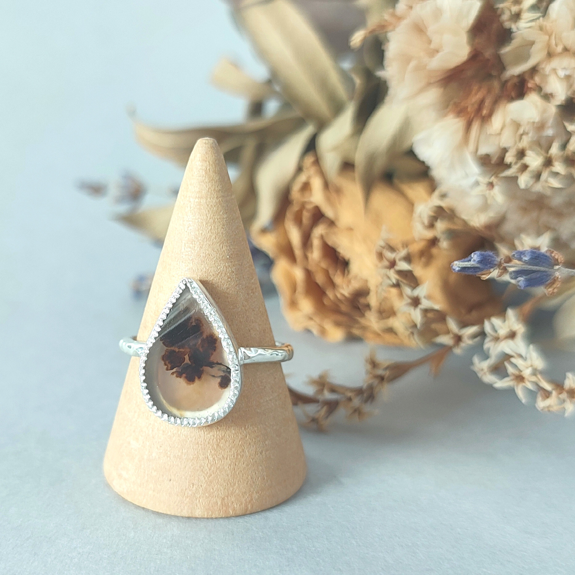 【1点もの】デンドリティックアゲート/アゲート/シダ模様/植物モチーフ/雫型/覆輪/silver925/リング【15号】