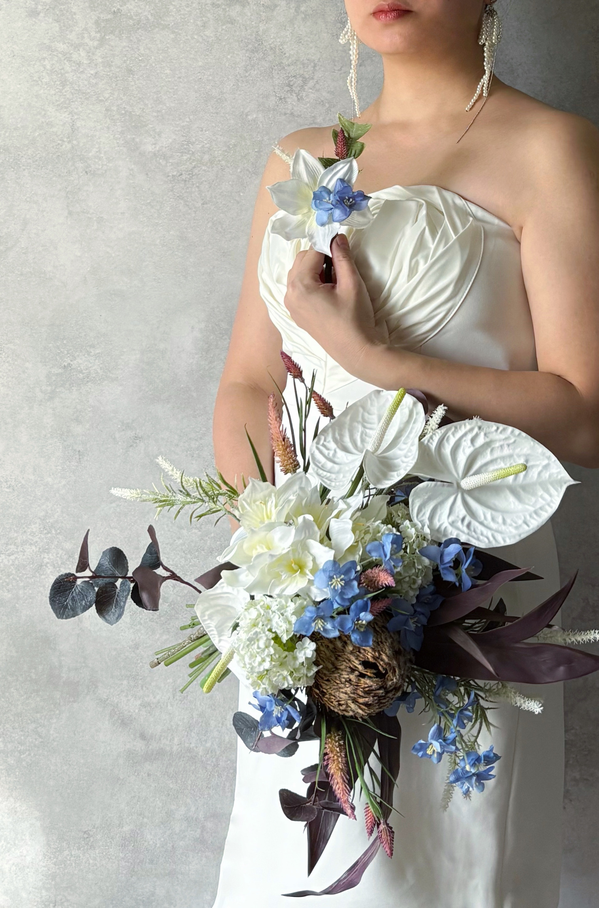 大胆で大人な配色のおしゃれなウェディングブーケ/造花高級造花　アーティフィシャルフワラー/前撮りブーケ