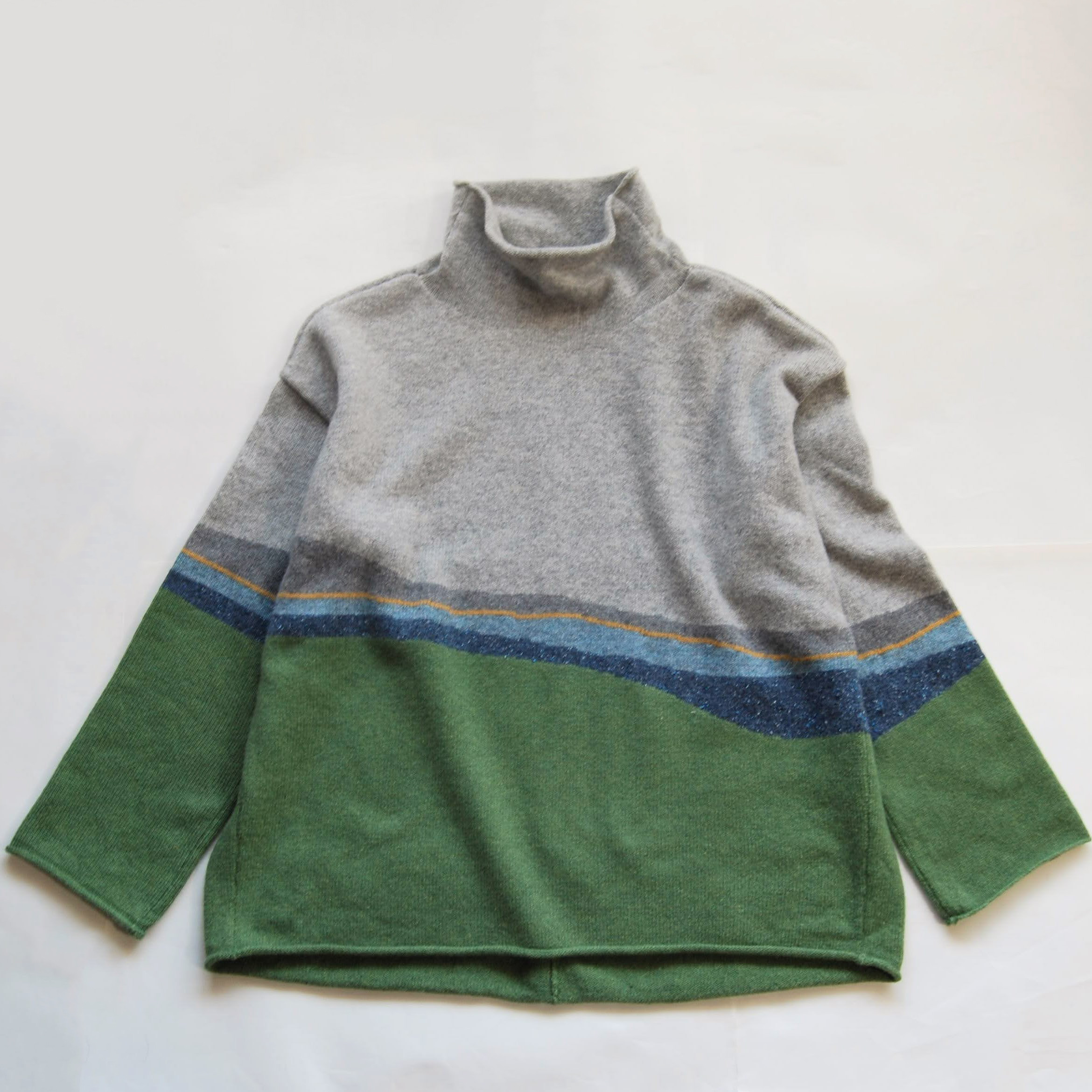 【受注制作】『曇りの日の散歩』色を着る  境界線のセーター