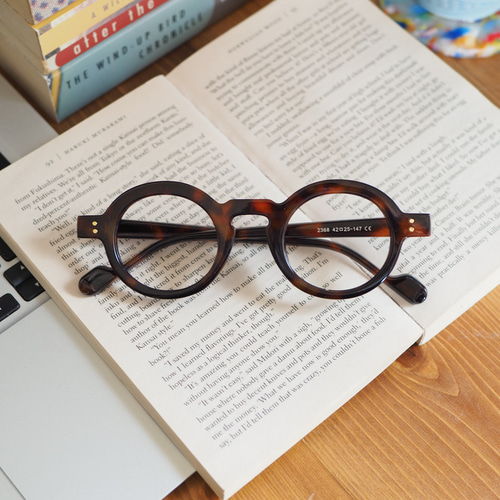 レトロスタイル眼鏡フレーム｜楕円型｜べっ甲風カラー メガネ 杏や眼鏡