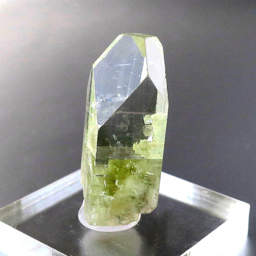 アポフィライト（魚眼石） ポイント レモンカラー レア【一点物】透明