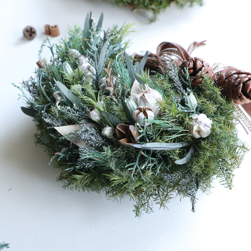 森のクリスマスリース リース viento 通販 19741893｜Creema(クリーマ)