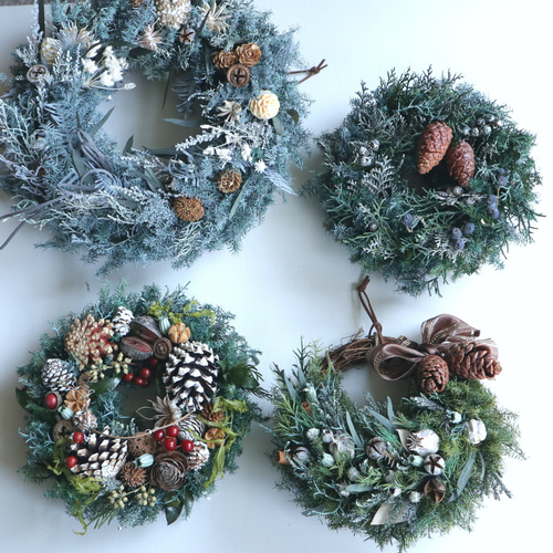 森のクリスマスリース リース viento 通販 19741893｜Creema(クリーマ)