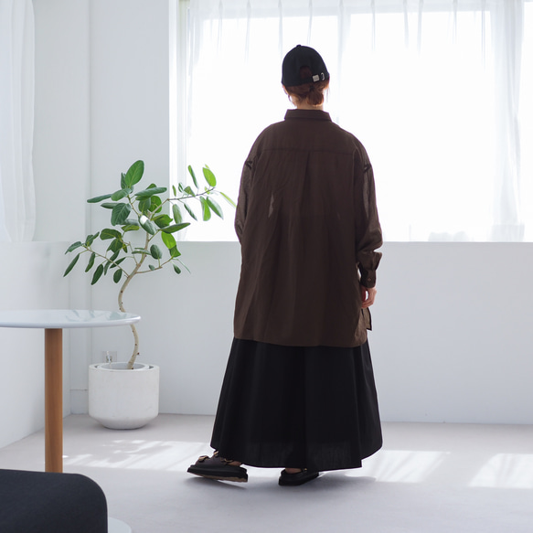 大人のシアーワッシャーブラウス ブラウン 体型カバーにも(長袖シャツ) 12枚目の画像