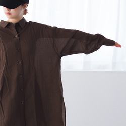大人のシアーワッシャーブラウス ブラウン 体型カバーにも(長袖シャツ) 6枚目の画像