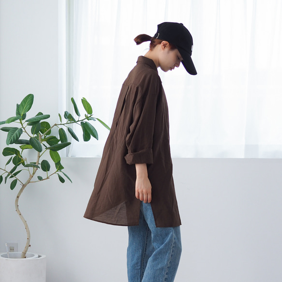 大人のシアーワッシャーブラウス ブラウン 体型カバーにも(長袖シャツ) 2枚目の画像