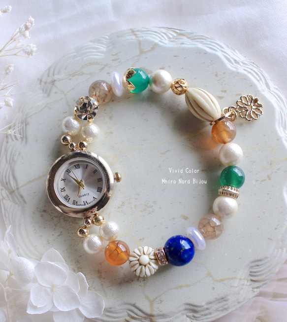 大人ビビットカラーのアンティークジュエルウォッチ（ブレスレットウォッチ） 2枚目の画像