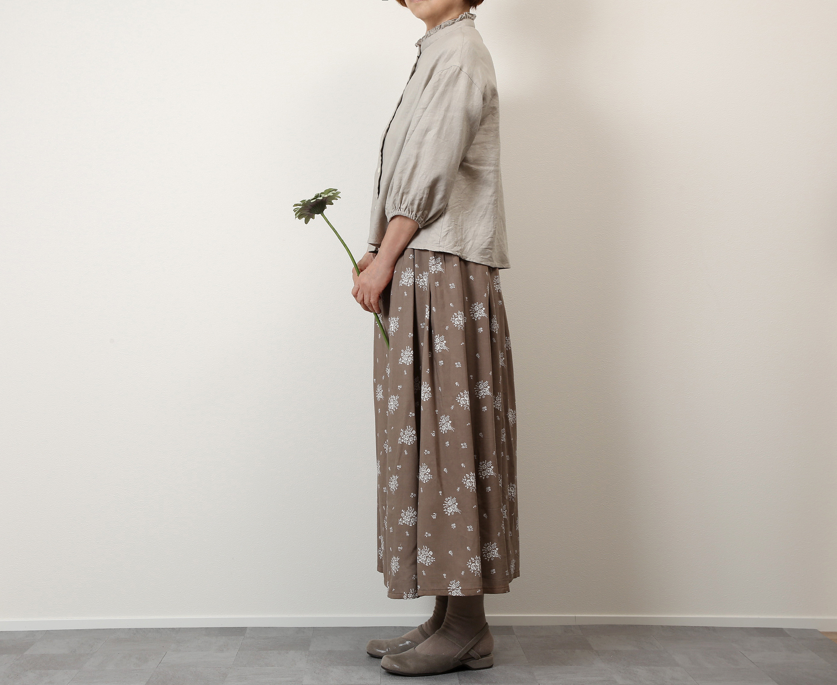 #515フリルブラウス(オリーブ)