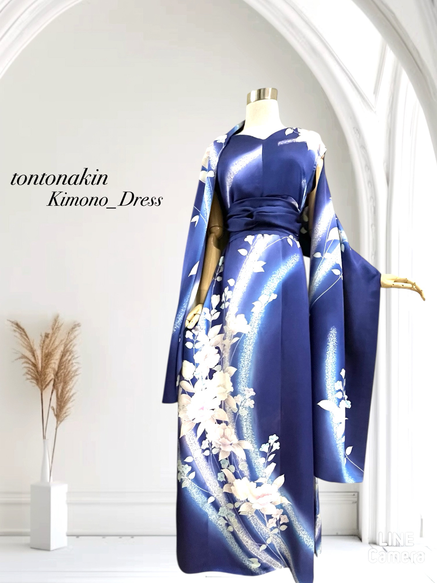 送料無料 ゆったりなのにほっそりスタイル良く見える シルク ロングドレス 紺 花 お直し可