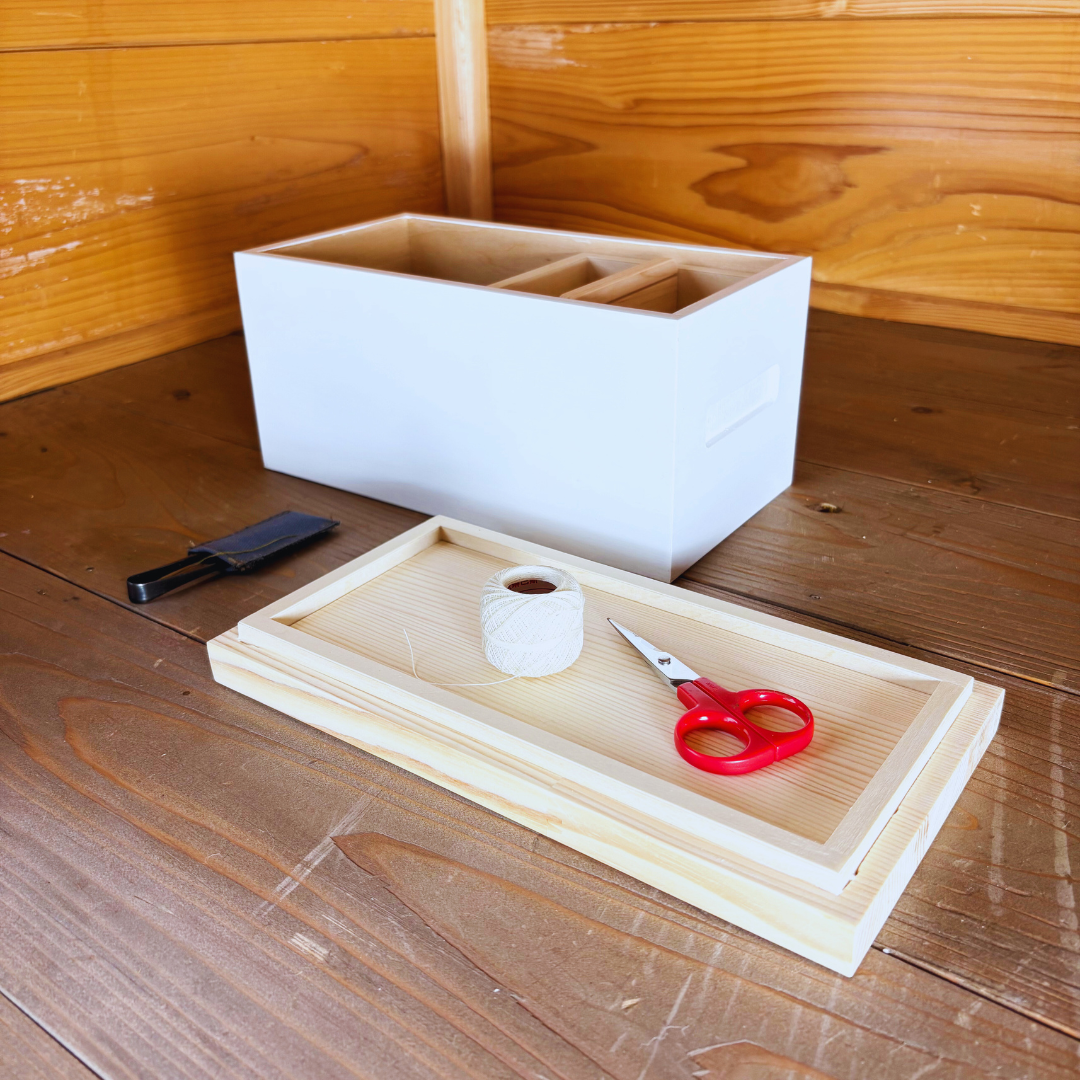 ソーイングボックス　裁縫箱　木製　ハンドメイド手芸歴30年の木工職人が作る裁縫箱／北欧テイストのホワイト×ナチュラル