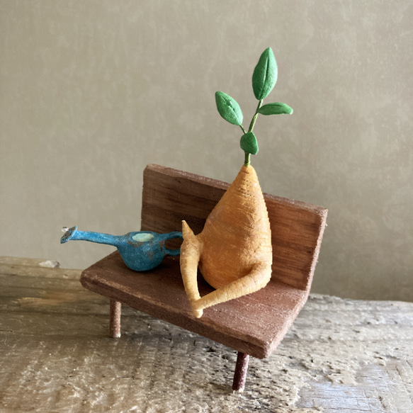 9740.bud ガジュマルとベンチ　給水 2枚目の画像