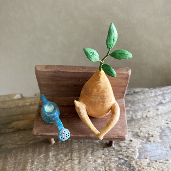 9740.bud ガジュマルとベンチ　給水 3枚目の画像